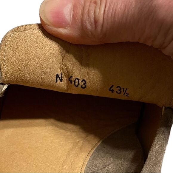 Taryn Rose Taupe Nubuck Suede Driving Loafers size 43.5 or 10.5 Men’s